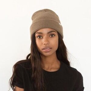 NEW Gigi Pip Marsh Waffle Knit Beanie